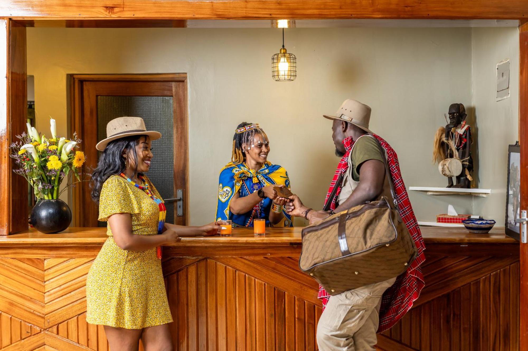 Sentrim Mara Lodge Ololaimutiek Экстерьер фото
